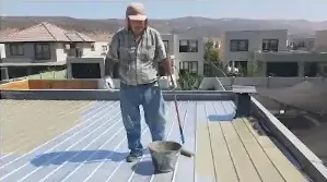 Aislación térmica de techo de zinc en Chicureo — foto 4