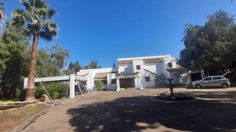 Mantención de techo de teja colonial en Chicureo — foto 1