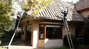 Reparación de techo de teja chilena en La Reina Alto — foto 3